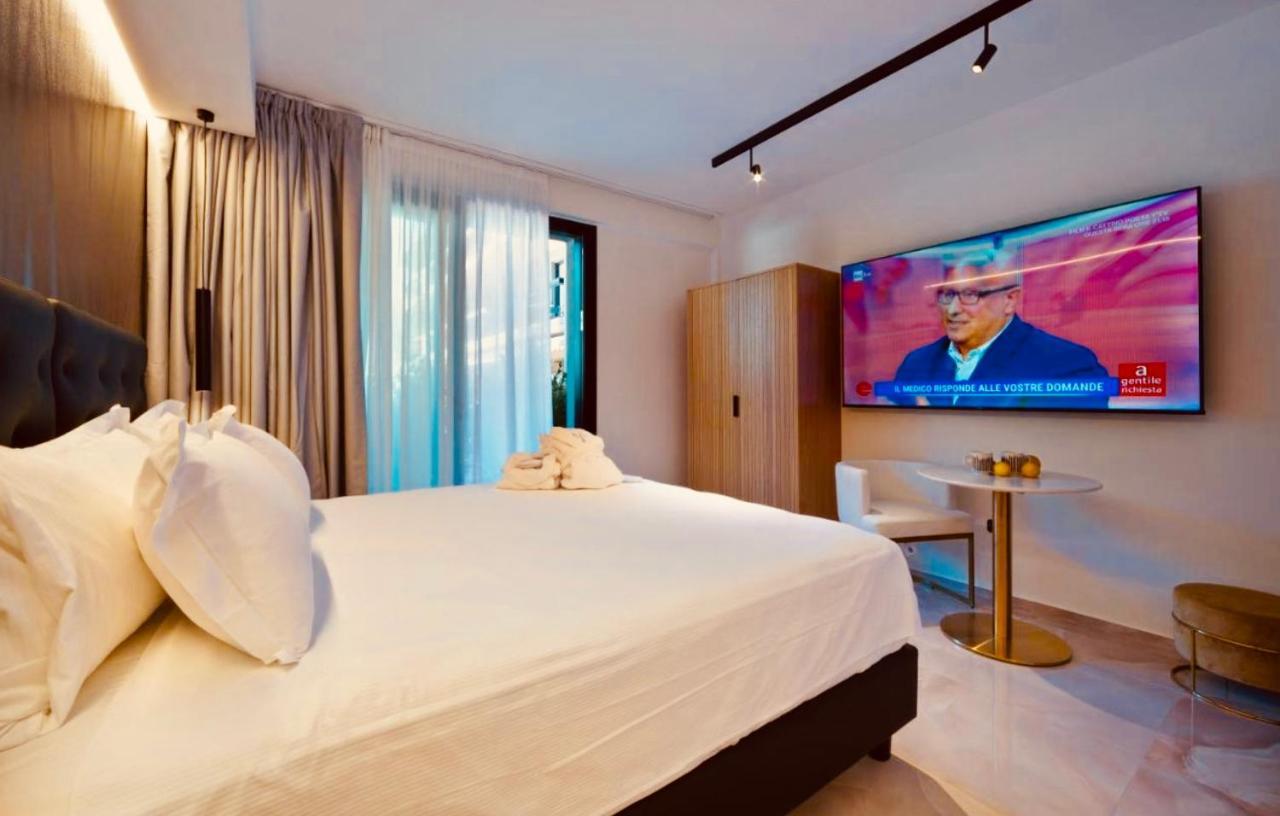 Boutique Hotel 시르미오네 외부 사진