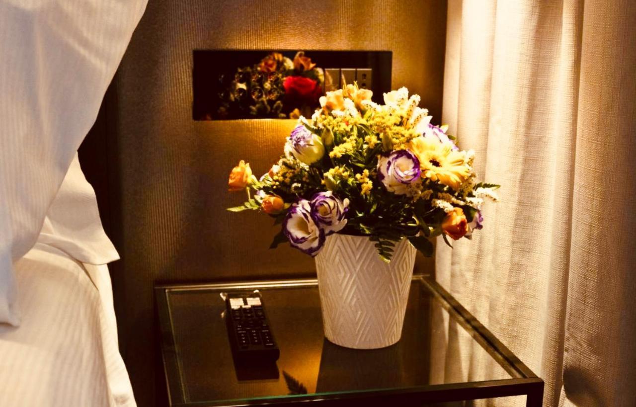 Boutique Hotel 시르미오네 외부 사진